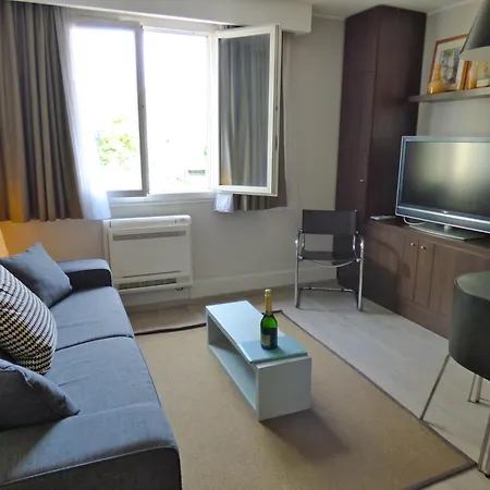 Arthur Properties Rue D'Antibes Cannes Habitación foto