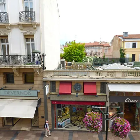 Arthur Properties Rue D'Antibes Cannes Habitación foto